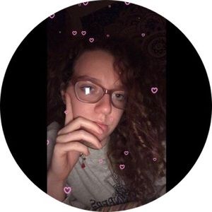 Meet your Posher, Makenzie